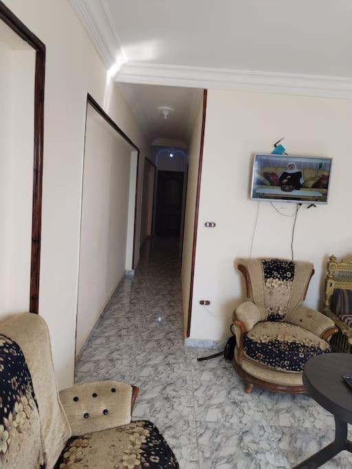 דירה اول شرفة على الشاطئ El Delr